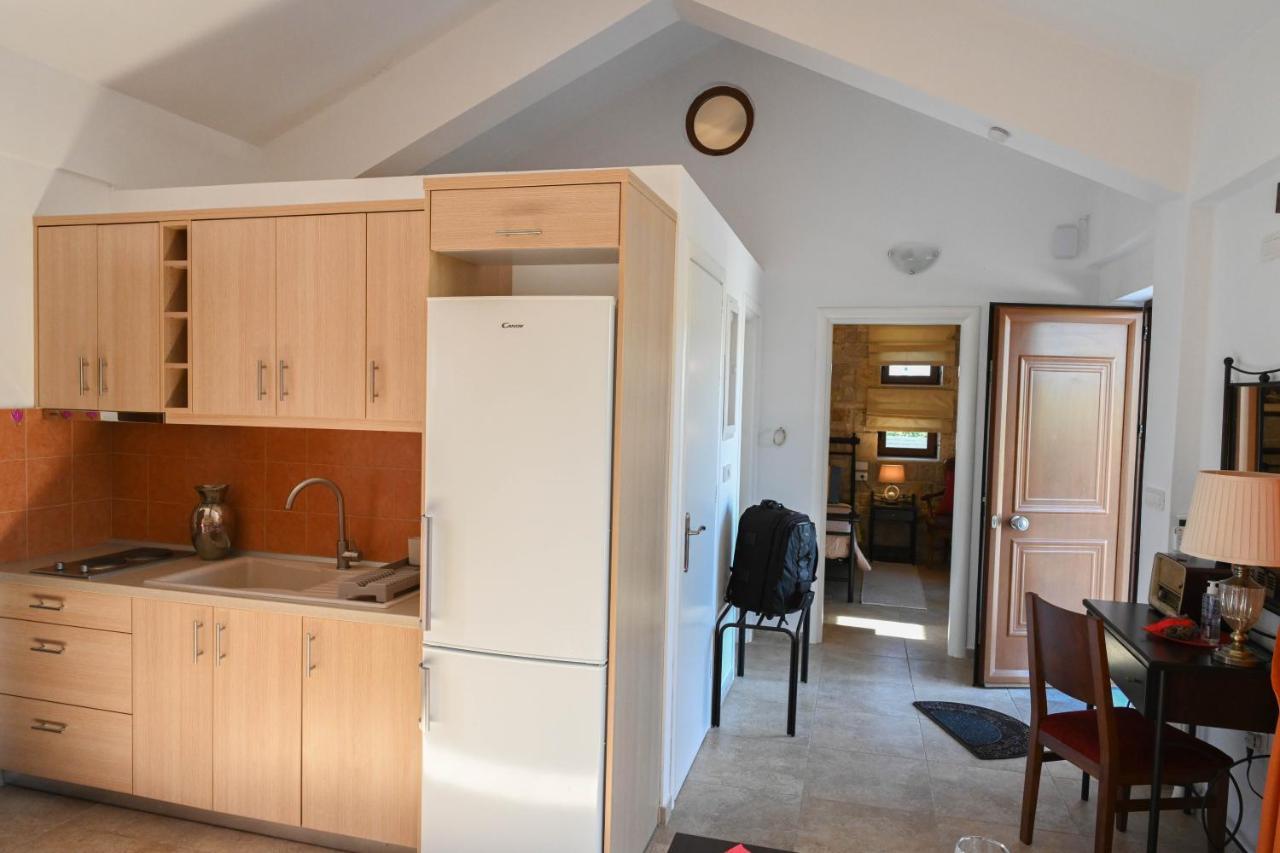 Αριων Village & Suites Nauplion Buitenkant foto